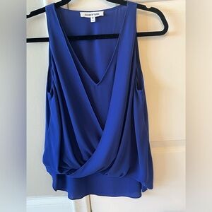 Elizabeth & James draped tank